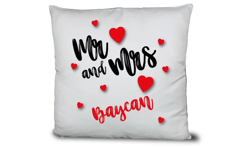 Mr. & Mrs. Liebes-Kissen mit Namen oder Wunschtext