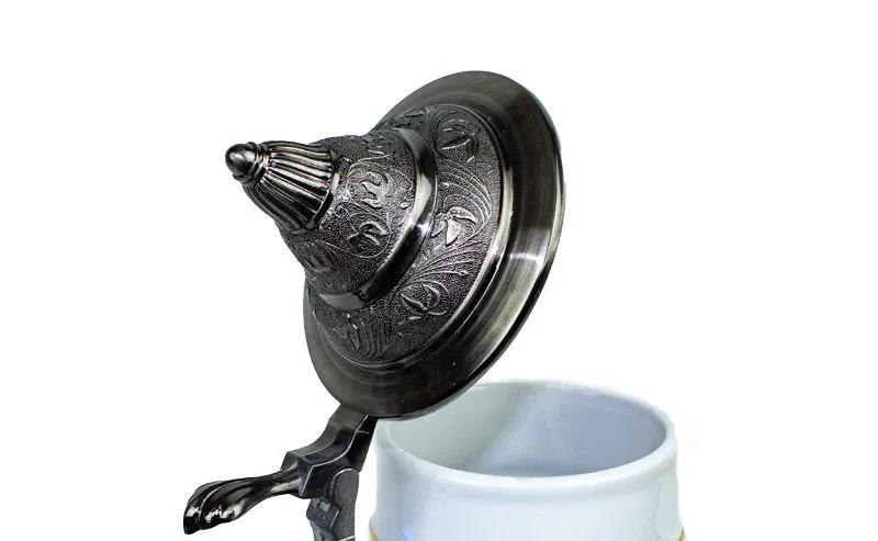 Stndekrug mit verzierten Deckel inkl. Fotodruck, wei 0,7 L