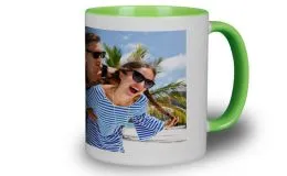 Hellgrne Fototasse mit eigenem Foto oder Wunschtext