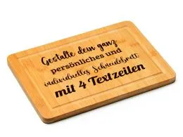 Schneidebrett mit 4 Textzeilen